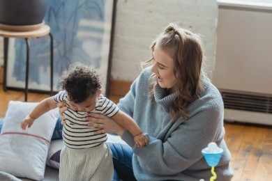 Scrivere un curriculum per baby sitter (esempi e modelli)