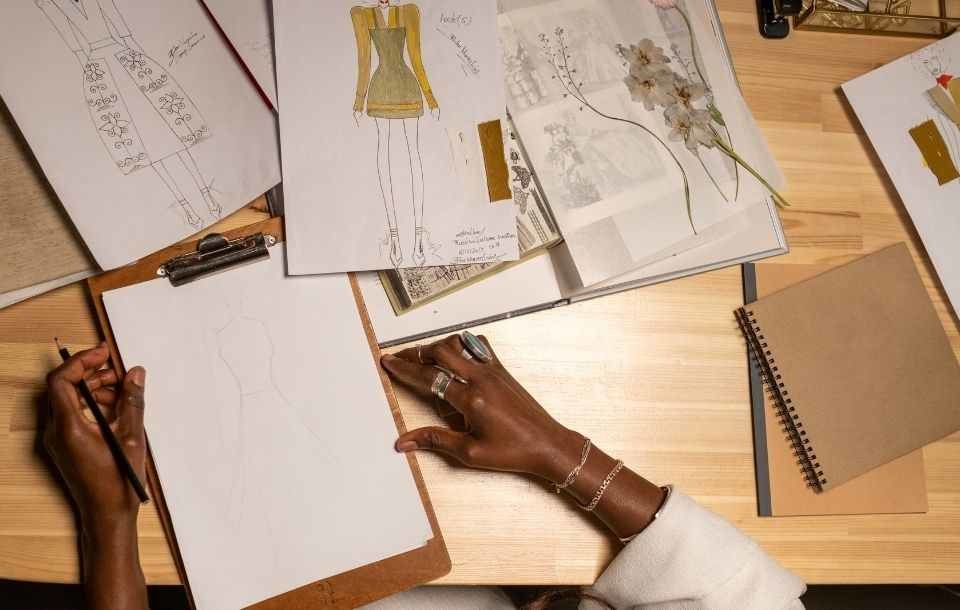 Il CV da fashion designer: come scriverlo ed esempi