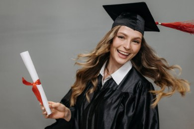 Curriculum da neodiplomato: esempio di CV per ex studenti