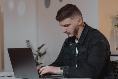 esempio_curriculum_lavoro_nero_zety_it_1