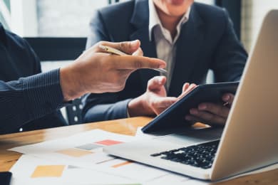 Significato di CEO e CFO: i ruoli aziendali in inglese